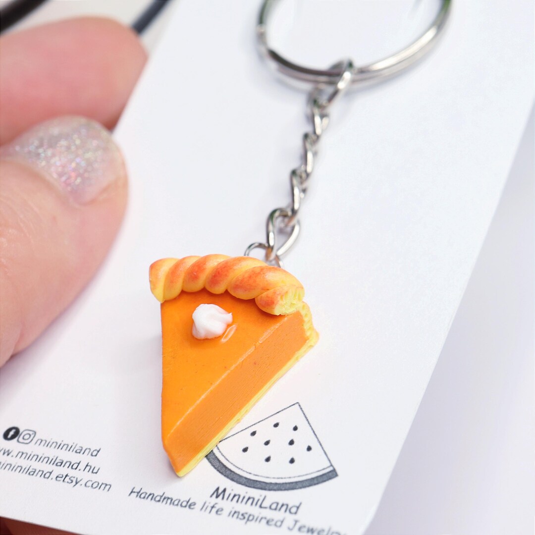 Pumpkin Pie Keychain/ Thanksgiving Keychain/ Fall Keychain/pumpkin Pie ...