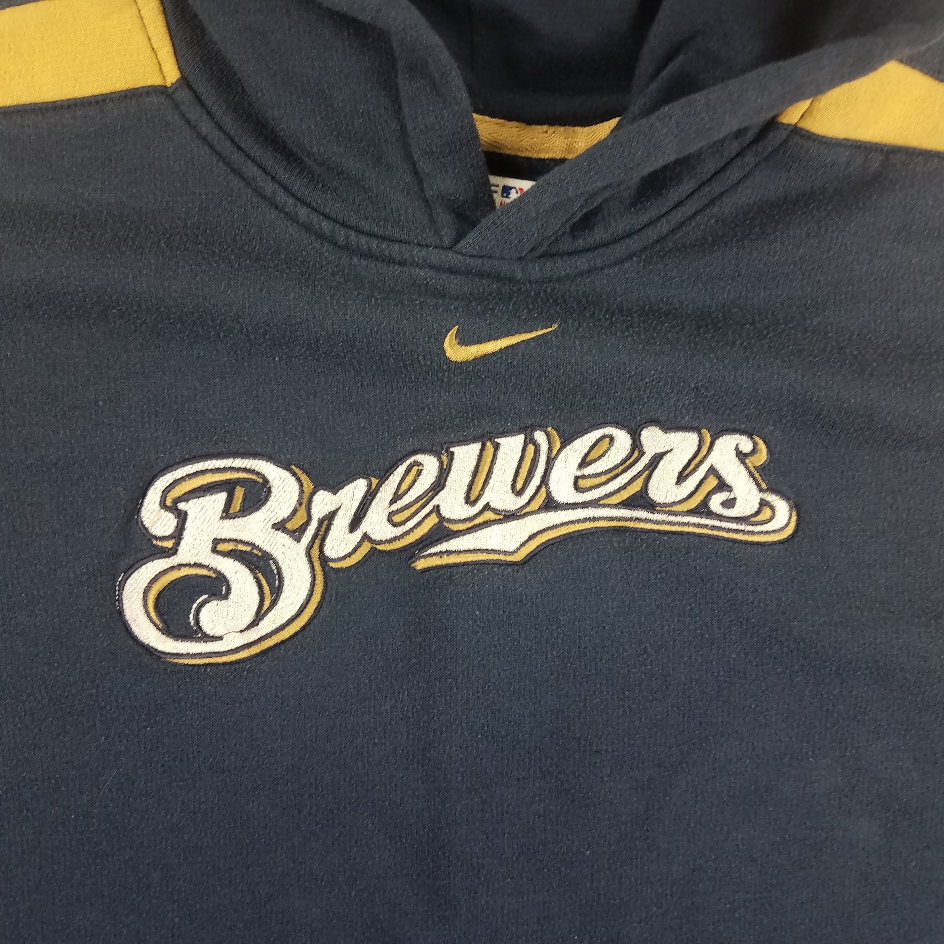 SecondGuessers Vintage 2000s Y2K Milwaukee Brewers MLB Baseball Nike Center Swoosh Navy Blue Hoodie Sweatshirt Size Medium / Small in Good Condition