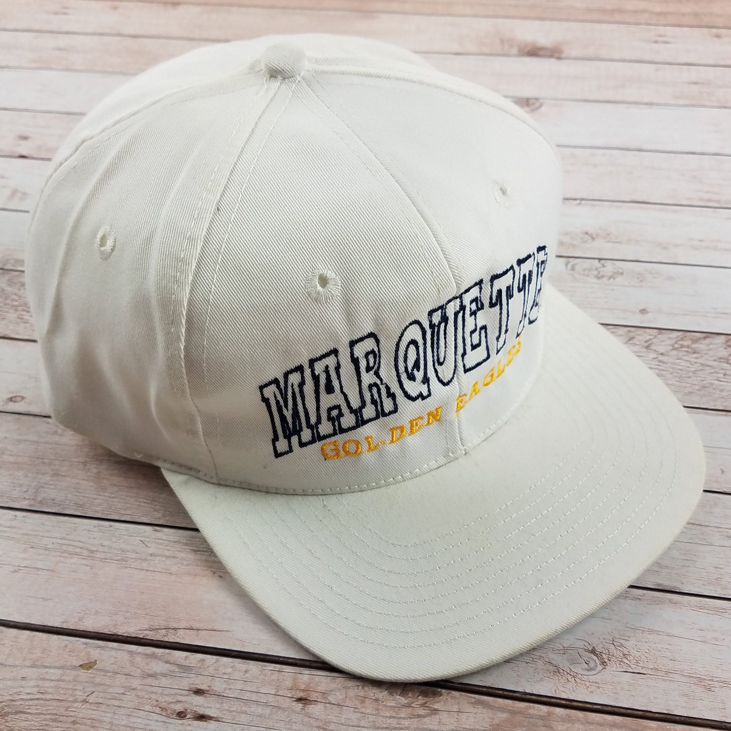 Rare Vintage 1990s Marquette University Golden Eagles Milwaukee Wisconsin The Game White Snapback Hat In Good Condition OSFA