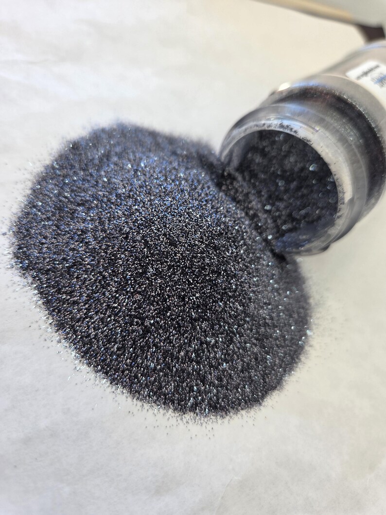 Mezcla de purpurina metálica ultrafina de poliéster con efecto plomo - Gris brillante Plata oscura Suministros para manualidades 2 oz Agitador para vasos Uñas de resina imagen 3