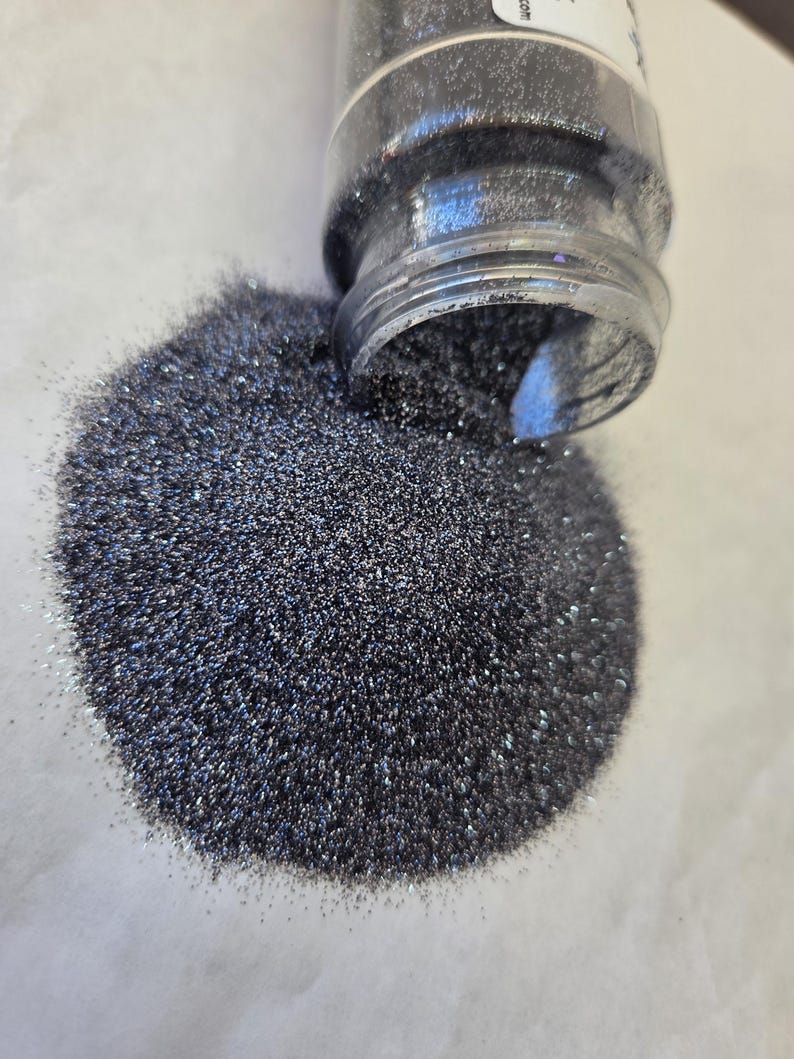 Mezcla de purpurina metálica ultrafina de poliéster con efecto plomo - Gris brillante Plata oscura Suministros para manualidades 2 oz Agitador para vasos Uñas de resina imagen 4