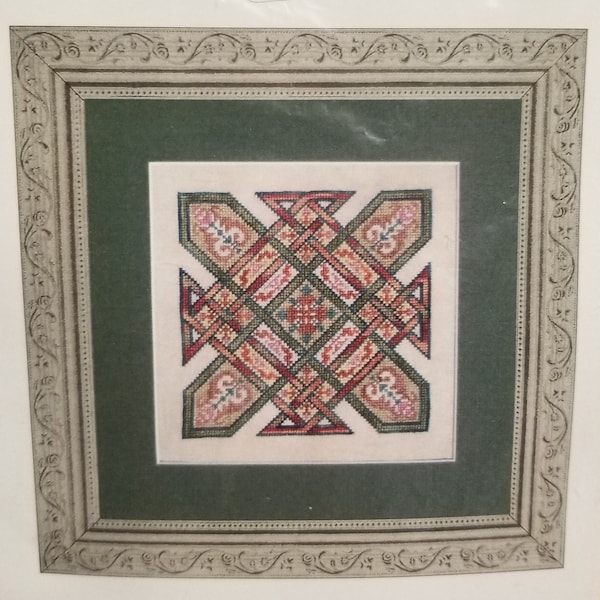 Celtic Quilts-Kentucky Chain, by Ink Circles, with Carrie's Creation floss included!