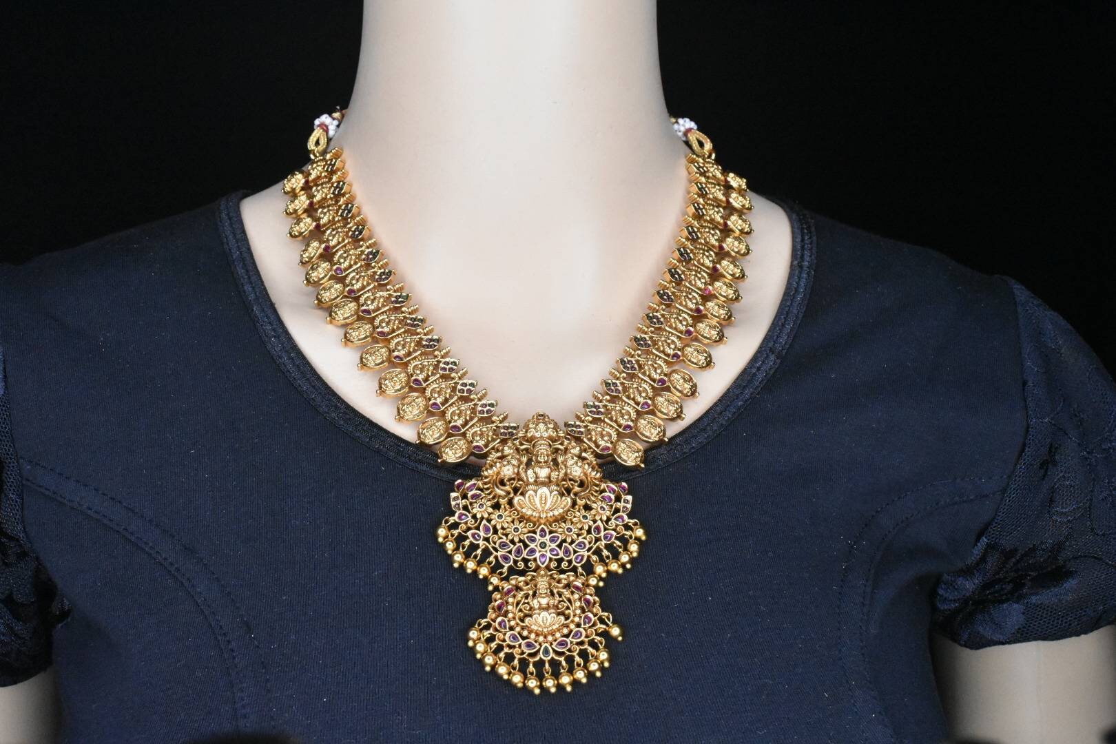 Three fourth necklace designs best sale