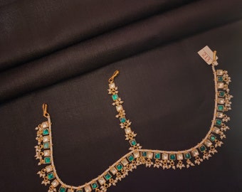 Bijoux Kundan Matha Patti Matha Patti Bijoux Tikka Matha Patti Bijoux de mariée Jadau Bijoux Sabyasachi Bijoux de mariage Kundan Mathapatti