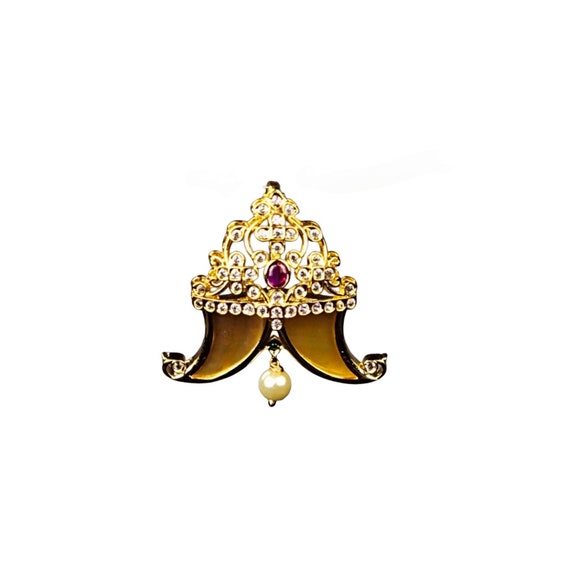 Best Quality Gold Plated Single Lion Nail with Diamond Pendant By Asp –  𝗔𝘀𝗽 𝗙𝗮𝘀𝗵𝗶𝗼𝗻 𝗝𝗲𝘄𝗲𝗹𝗹𝗲𝗿𝘆