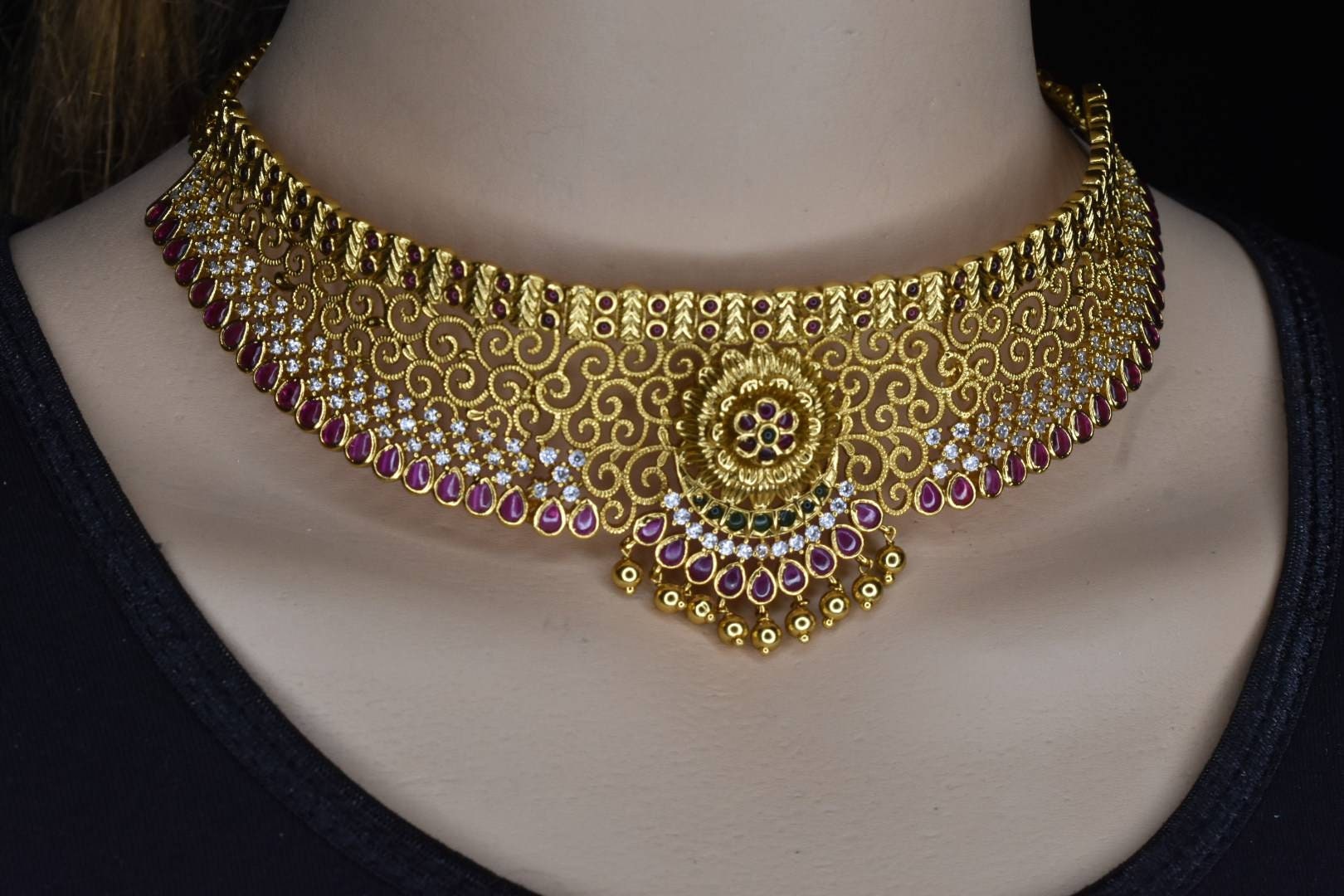 40 grams sale choker necklace