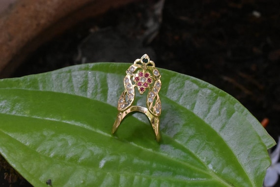 18K Gold Multistone Vanki Diamond Ring | Raj Jewels