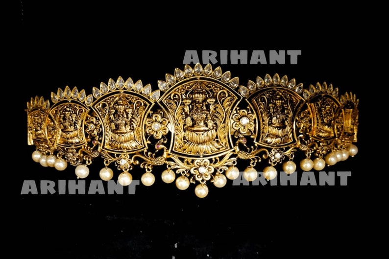 Beautiful South Indian traditional gold replica two in one vady Beautiful South Indian traditional gold replica two in one vady