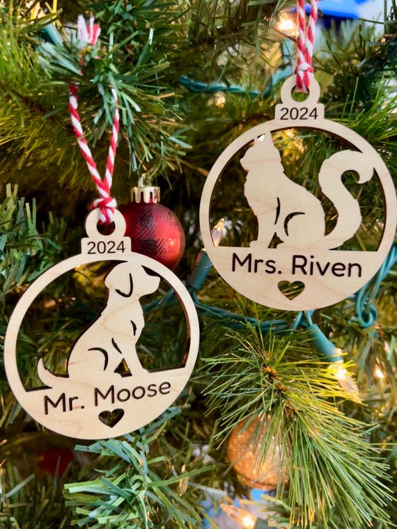Wood Personalized Dog Cat Ornament Stocking Gift Tag