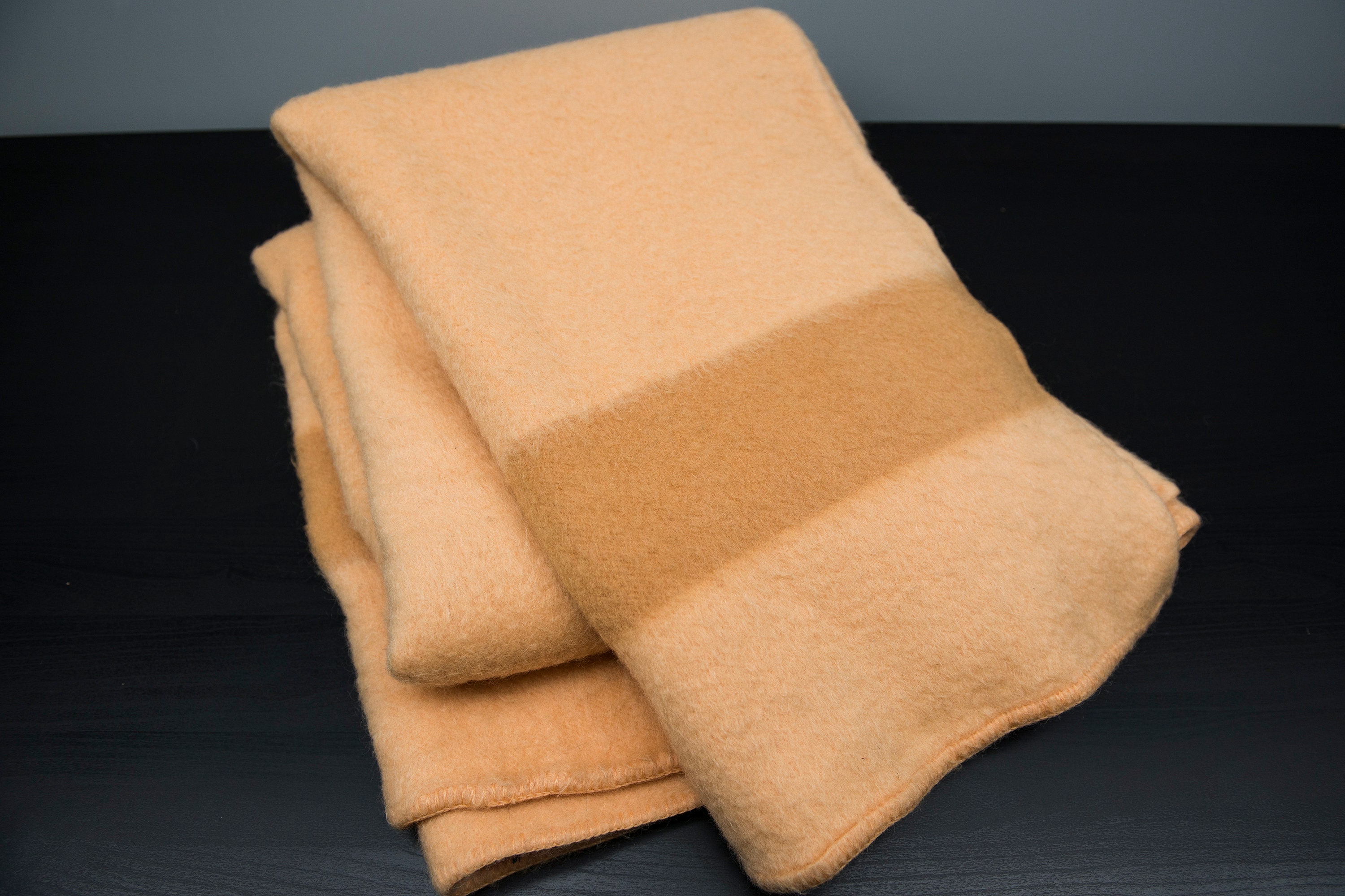 Vintage 1960's Early's Witney 3 1/2 Point Pure Wool Blanket Vintage 1960's Early's Witney 3 1/2 Point Pure Wool Blanket
