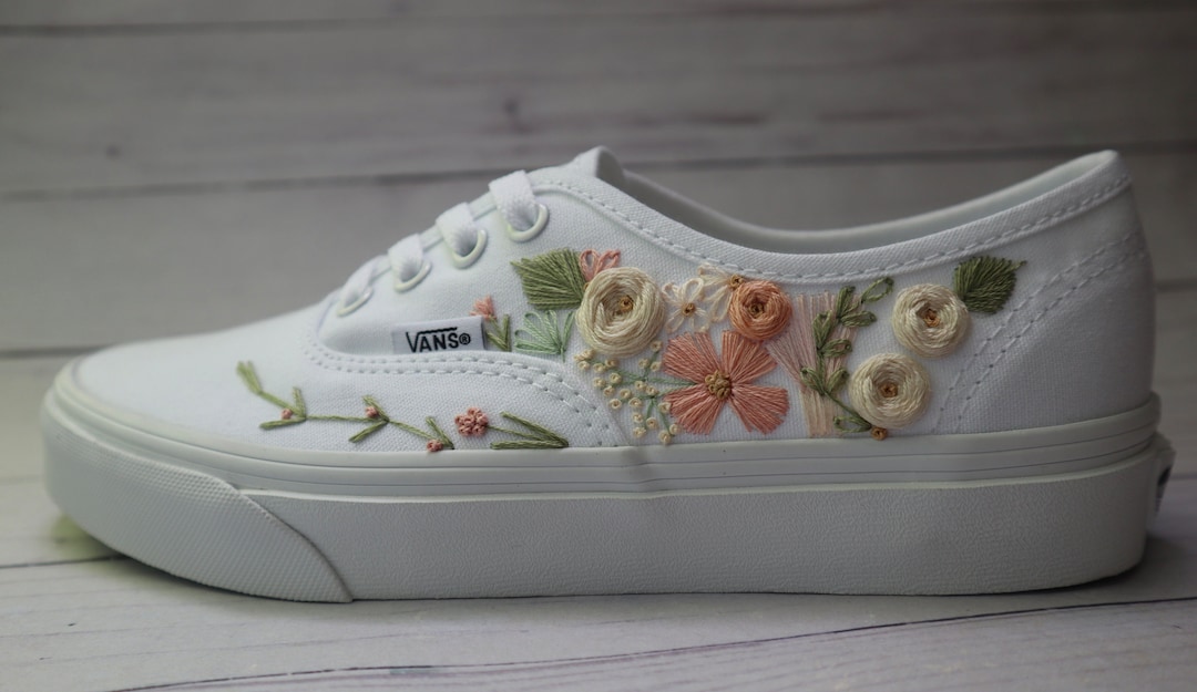 Tilskynde Låse Australsk person Custom Embroidered Vans Shoes by Hand to Order Personalized - Etsy