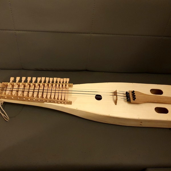Esseharpa (predecessor of Nyckelharpa like the Moraharpa, keyed fiddle, Schlüsselfidel - ähnl. Hurdy/similar to hurdy gurdy)