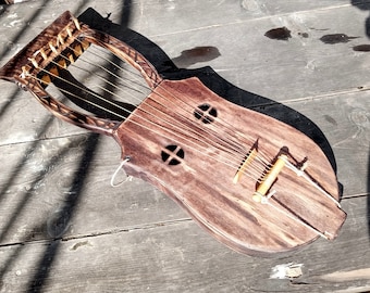 Kravik Lyre, medieval lyre, Norway, Scandinavia, Einar Selvik, Wardruna, harp, lyra
