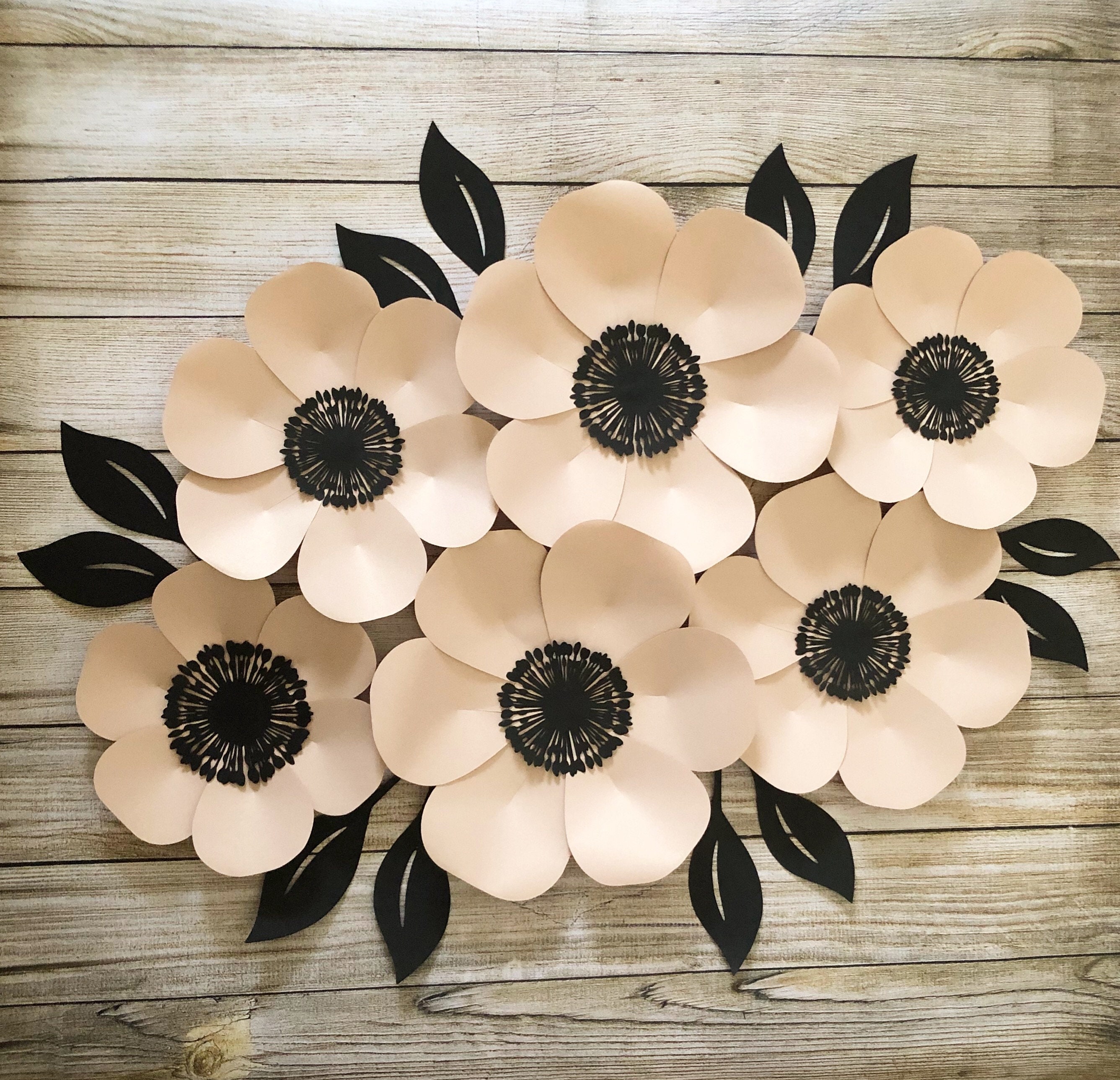 Carta da parati con orsetto e mongolfiera, decorazione murale per cameretta di una bambina, con luna e fiori rosa - Italia