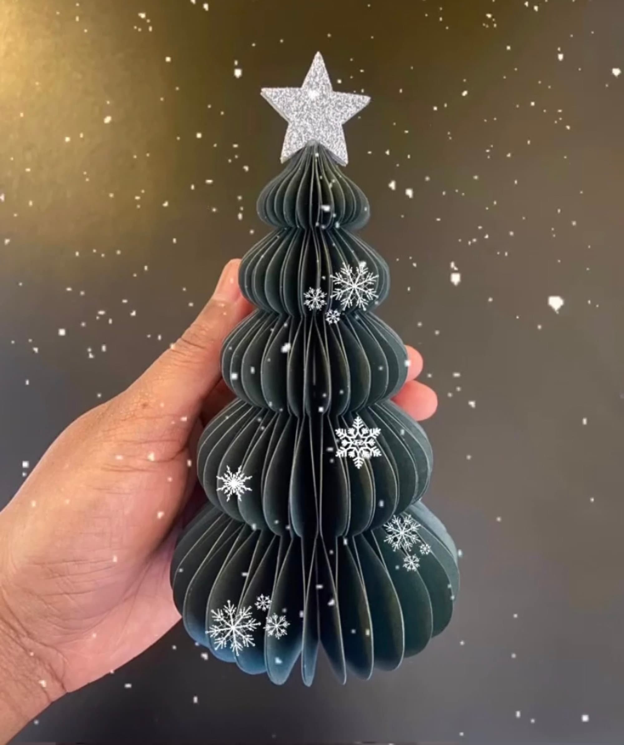 3D Paper Christmas Tree & Ornament SVG Template (digital Download) - Etsy