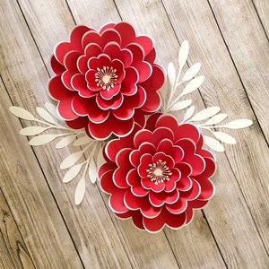 Large Paper Flower Template: DIY Wedding & Valentine&#39;s Decor (SVG PNG)