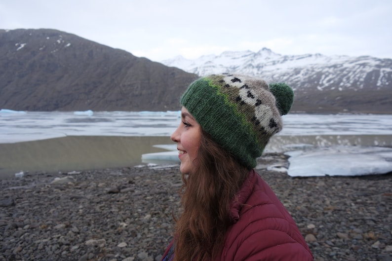 Icelandic wool hat with sheep's. Handmade knitwear from Icelandic wool. Warm green hat with sheep's. Wool knitted hat. image 2