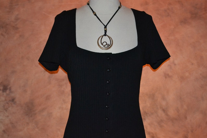 MinkPink Black Button Front Women/'s Shirtdress Ribbed Plunging Neckline Mini Dress