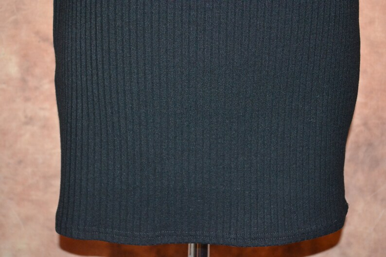 MinkPink Black Button Front Women/'s Shirtdress Ribbed Plunging Neckline Mini Dress