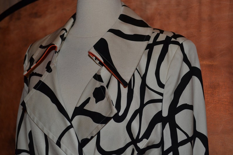 Art Deco Italian Long Coat w Belt Day Glo Buttons Very Rich Pompola New Old Stock Pure Silk Mod Peacoat Women/'s New Vintage Ultra