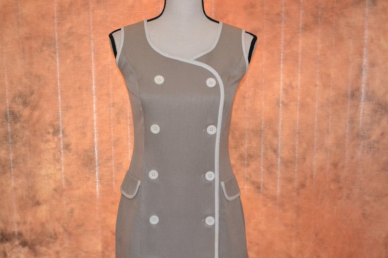 Vintage Womens Business Dress Double Breasted Beige and White Secretary Dress Ladies Classic Working Apparel Ladies Workwear