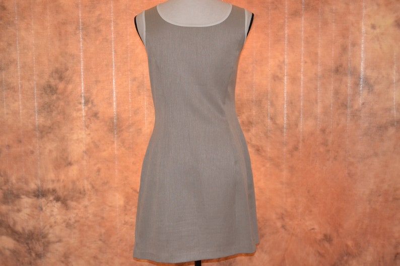 Vintage Womens Business Dress Double Breasted Beige and White Secretary Dress Ladies Classic Working Apparel Ladies Workwear