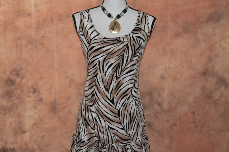 Vintage Peter Nygard Tiger Print Ruffle Skirt Dress Slinky Snug Fit Casual Dressy Dress Brown and Black Dance Club Party Dress