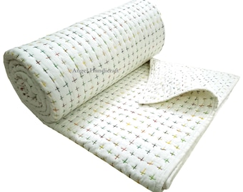 Trapunta Kantha in cotone bianco cucito a mano, copriletto indiano reversibile/coperta fatta a mano
