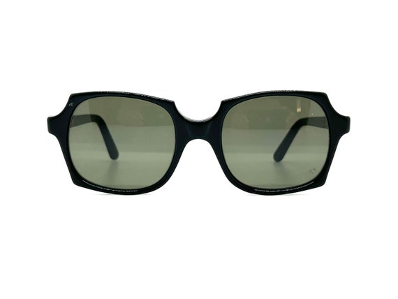 Unused 70s Vintage Sunglasses New Old Stock Vintage MOD Sunglasses 