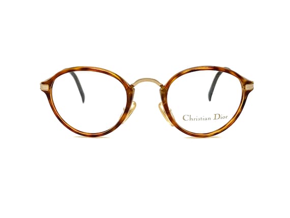 Dior essence 6 glasses 2025