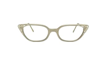 BCBGMAXAZRIA Annalise Green Metal Cat Eye Eyeglasses Frame  display picture 1