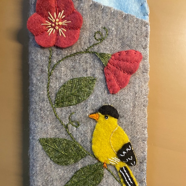 GOLDFINCH Eyeglass Case