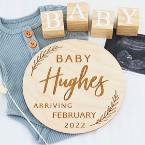 Pregnancy Announcement Plaque | Custom Baby Announcement | Personalised Baby Announcement Wooden | Photo Prop | Wooden Plaque