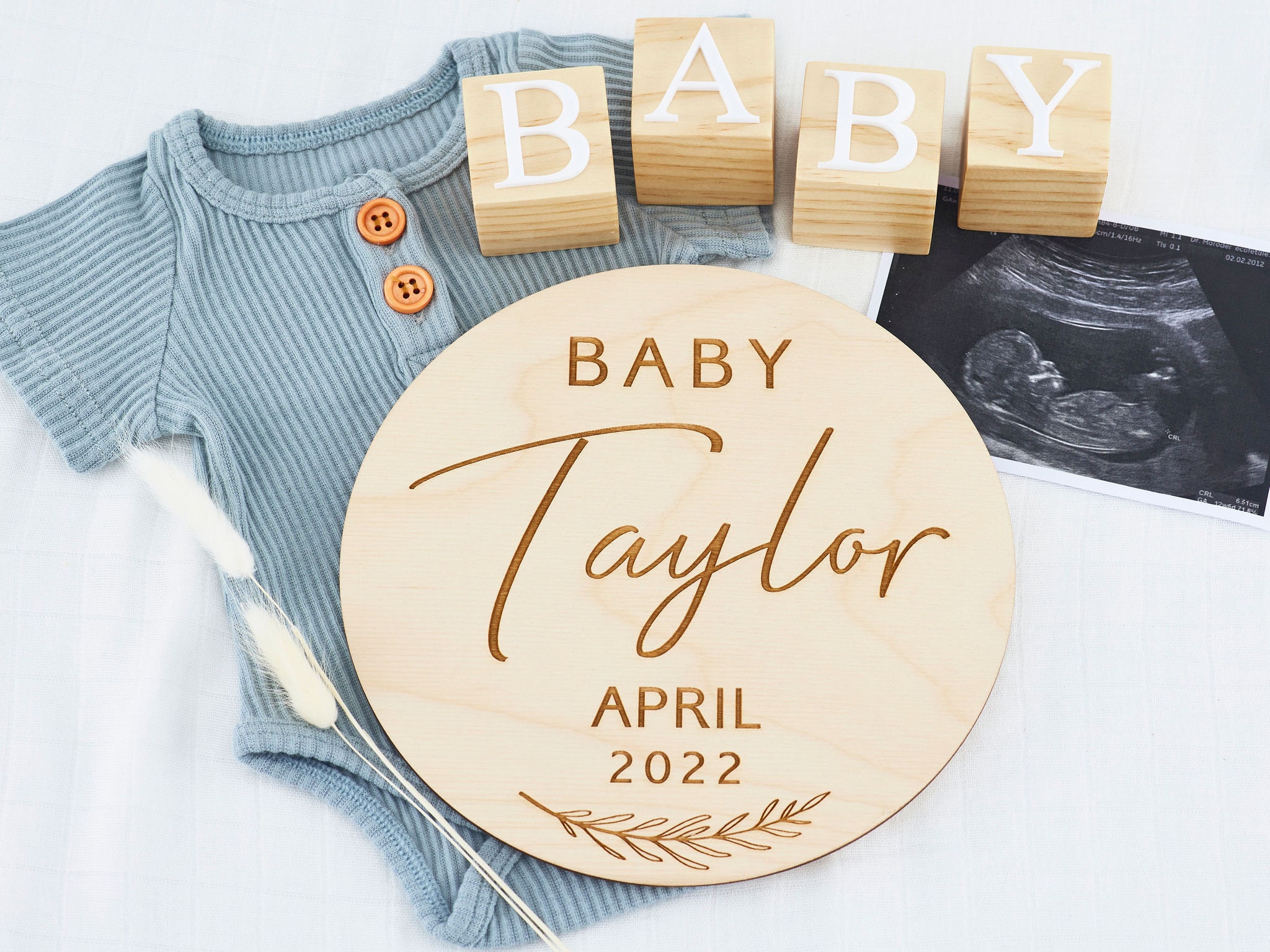 Pregnancy Announcement Plaque | Custom Baby Announcement | Personalis…
