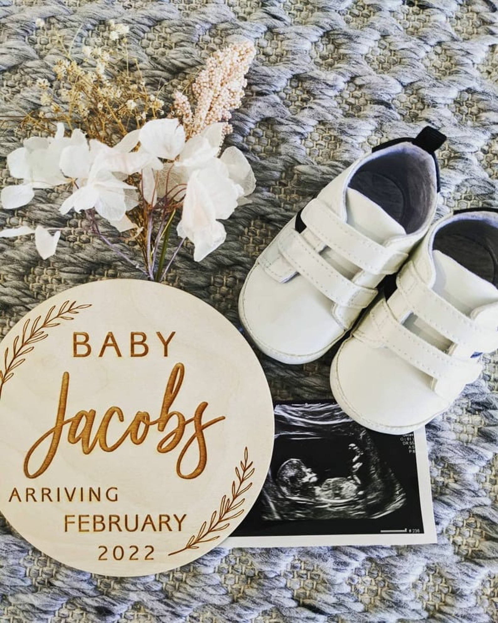 Pregnancy Announcement Plaque Custom Baby Announcement Etsy — free download