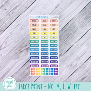 Puede incluir: Una hoja de pegatinas de planificador mensual de colores con los meses del a&ntilde;o impresos en negro. Las pegatinas est&aacute;n dispuestas en filas de tres, con cada mes en un color diferente. Las pegatinas est&aacute;n dise&ntilde;adas para su uso en un planificador o diario. La parte inferior de la hoja presenta una fila de puntos de colores arco&iacute;ris.