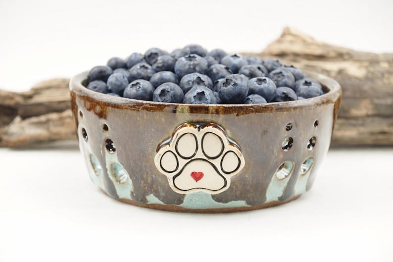Ceramic Berry Bowl Colander, Handmade Pottery Fruit Rinsing Bowl, Wheel ...