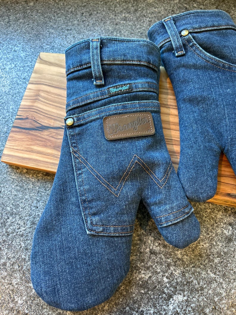 Oven Mitt Pair: Handmade up cycled denim kitchen glove image 11
