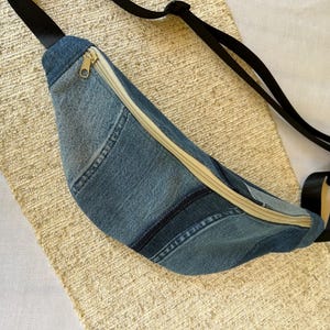 Fanny Pack- upcycled denim patchwork beige zipper