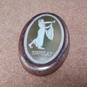 40s-Vintage Retro Tin Advertising Box- Collectible Empty Tin Can-Dutch Tjoklat Camee Pastilles a tin can
