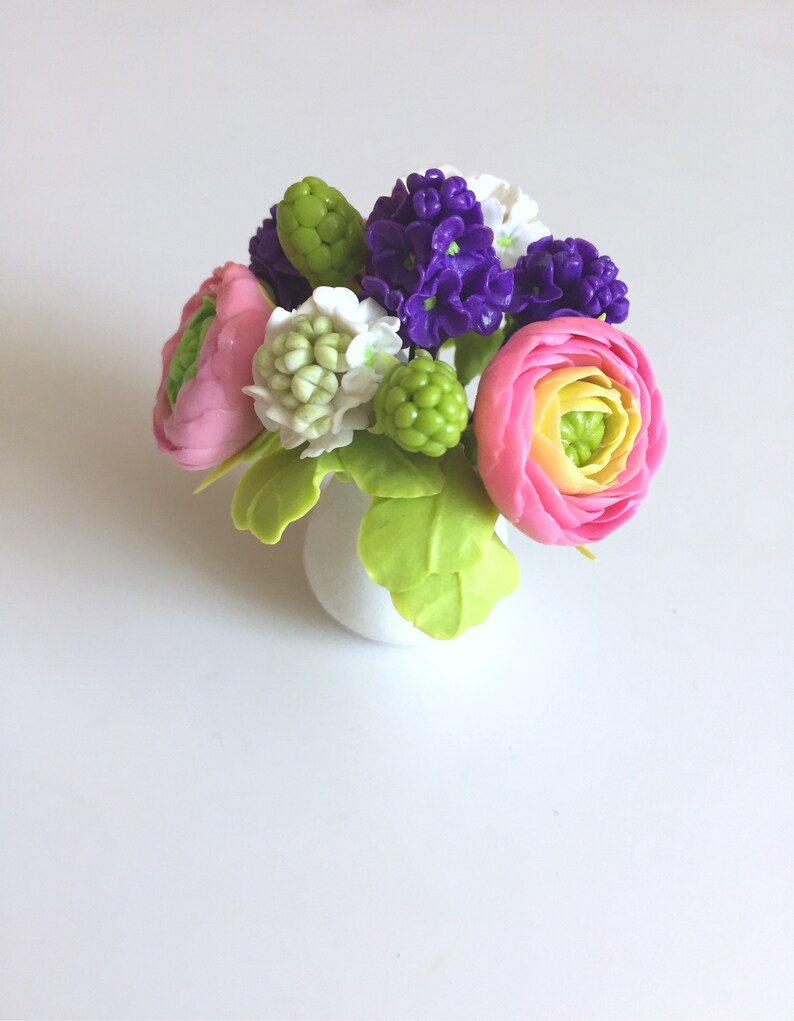 dolls house miniature flowers