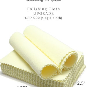 Pu&ograve; includere: Un mucchio di panni per lucidare gialli per gioielli. I panni misurano 9,5 cm per 6,4 cm. Mantieni i tuoi gioielli brillanti! Panno per lucidare AGGIORNAMENTO USD 5,00 (panno singolo)