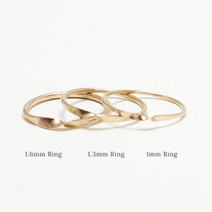 Gouden Mobius-ring, gouden ringen voor vrouwen, belofte paarring, sierlijke trouwring, verlovingsring, eenvoudige 14K stapelring | Eenheidsring