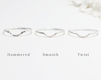 Anello a U in argento super sottile, anello curvo, anelli semplici per donna, anello ondulato minimalista e delicato, anello casual delicato / anelli Mettle