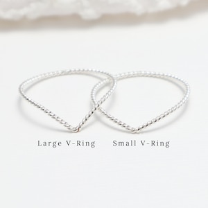 Super dünner Silber Chevron Ring, V Twist Ring, zierliche Ringe für Frauen, geschwungener Ring, Daumenring, Stapelring, minimalistischer Ring | Esprit Ringe