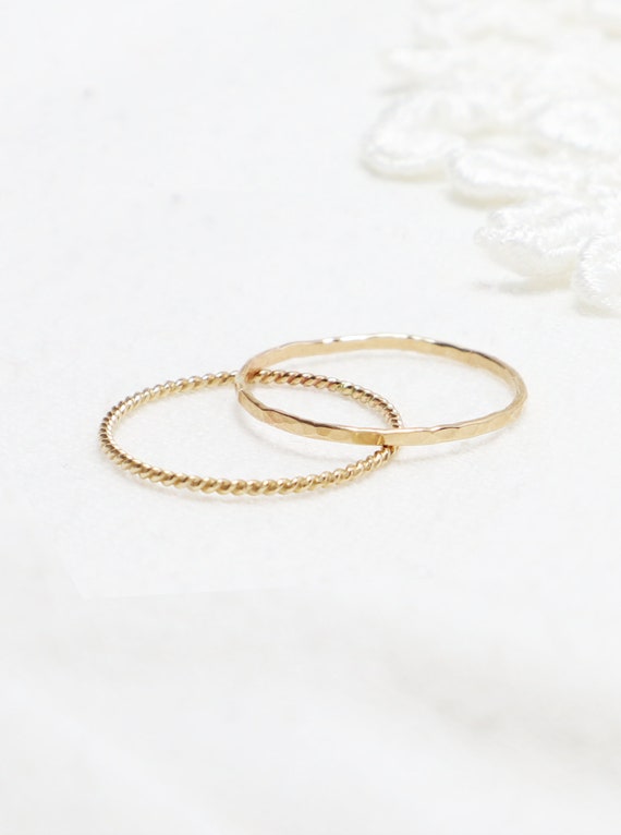 Amazon.com: Artsy Swirl Modern Design Thumb Ring, Gold Swirl Thumb Ring,  Stacking Ring, Modern Boho ring, Textured Thumb Ring : Handmade Products