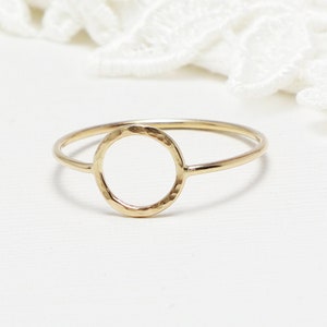Open Circle Hammered Gold Ring, Rings for Women, Minimalist Ring, Promise Ring, Dainty Ring, 14K Gold Filled, Eternal Ring | Unity Ring