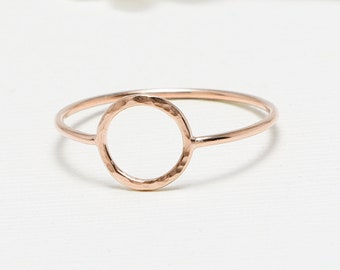 Anillo de círculo abierto martillado, anillos de oro para mujeres, anillo de promesa minimalista, anillo de karma, anillo relleno de oro rosa de 14K, anillo eterno / anillo de unidad