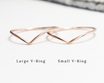Super Thin Rose Gold Chevron V Ring, Curved Rings For Women, Delicate Thumb Ring, Minimalist 14K Rose Gold Filled Ring | Esprit Rings