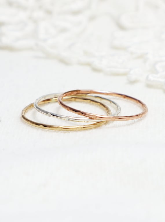 Anillos super delgados de oro y plata anillos de pulgar para mujeres anillo simple delicado y minimalista anillo de apilamiento de metales mixtos anillos paradisiacos Etsy Espana